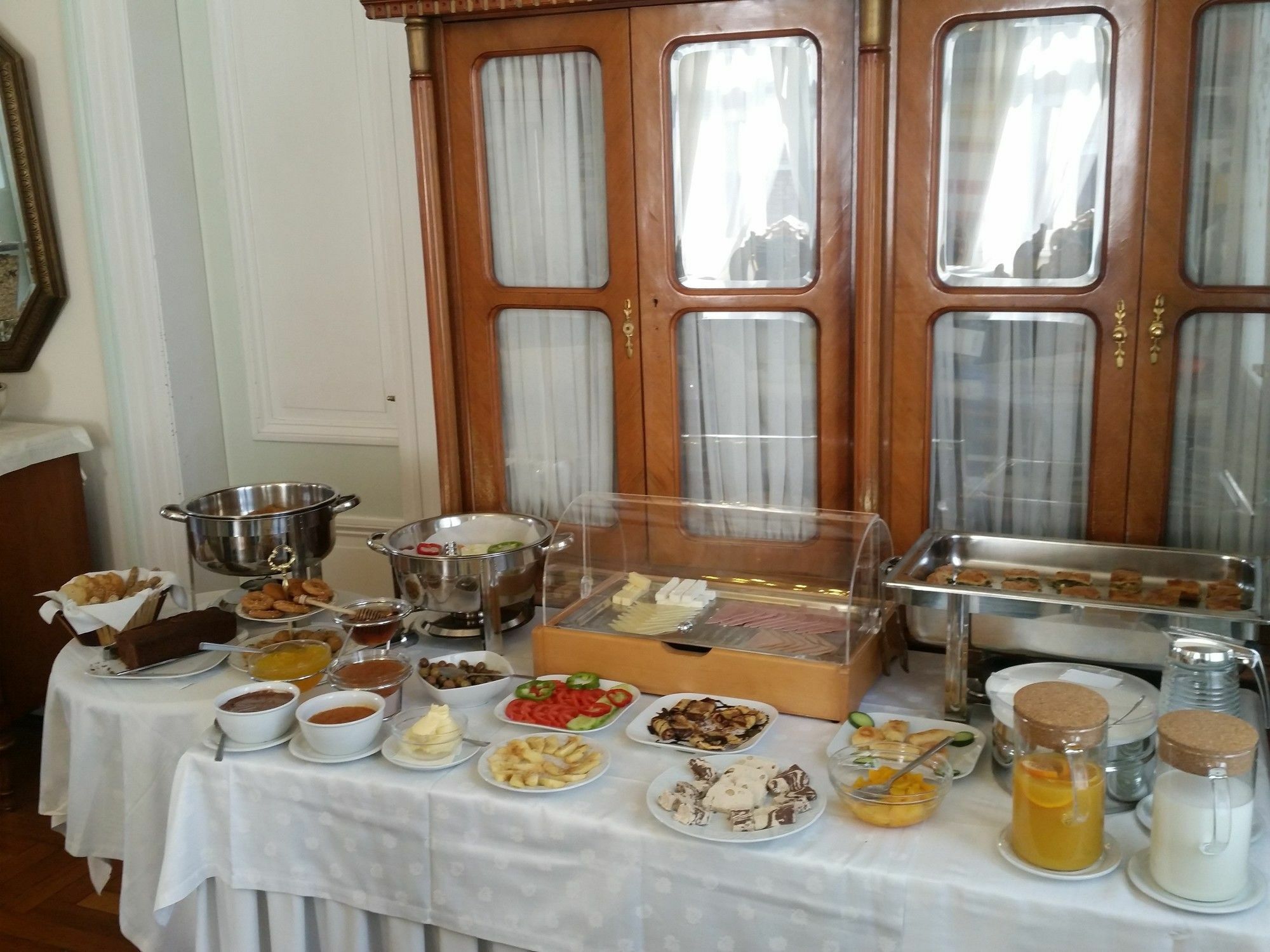 Pyrgos Of Mytilene Hotel Екстериор снимка