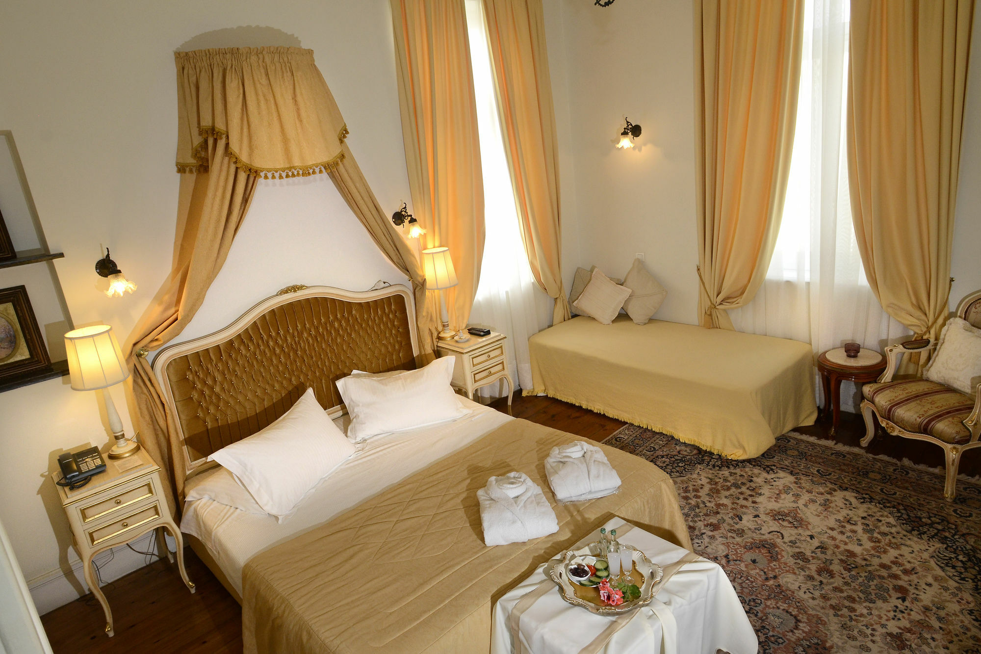 Pyrgos Of Mytilene Hotel Екстериор снимка