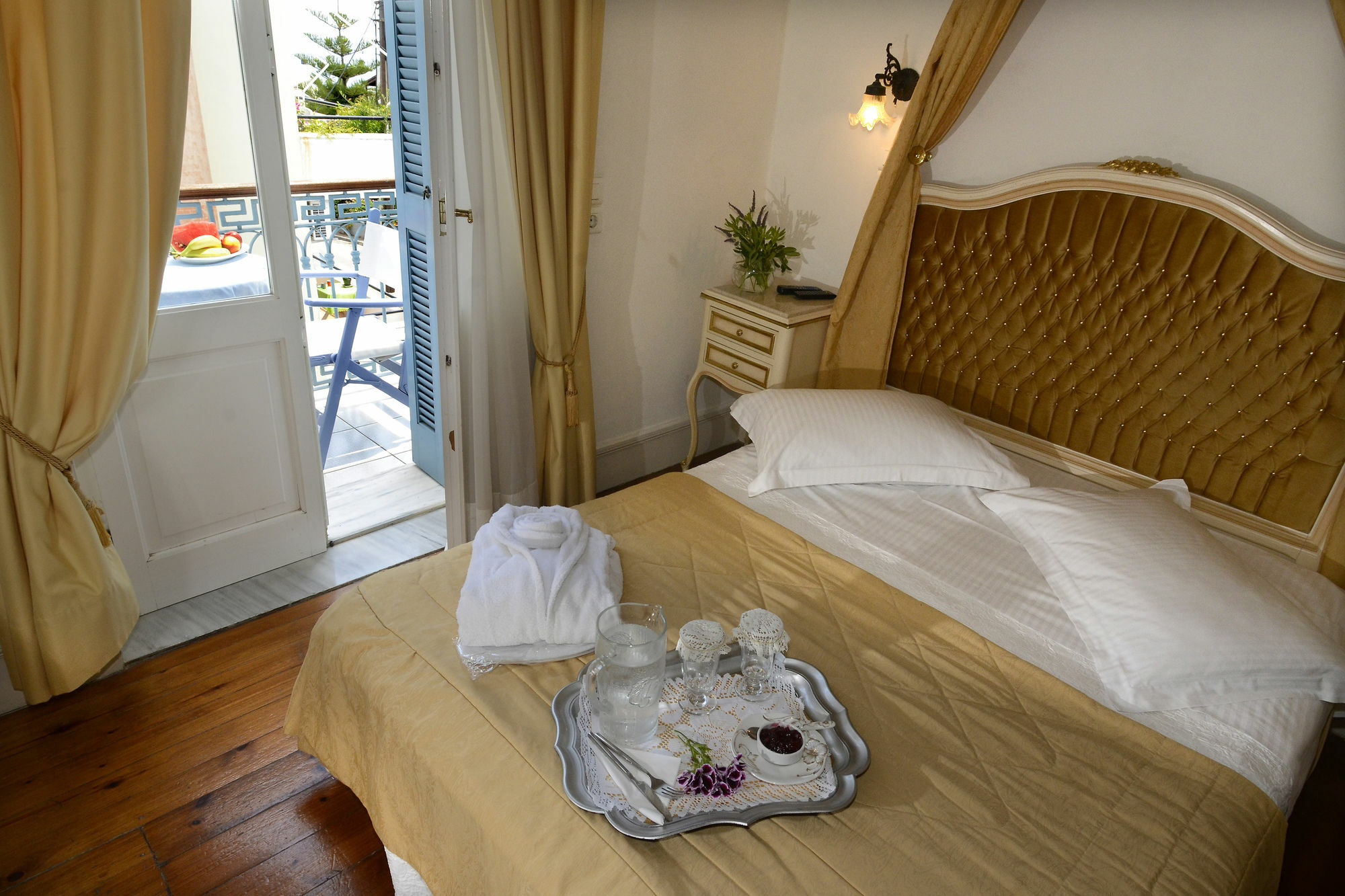 Pyrgos Of Mytilene Hotel Екстериор снимка