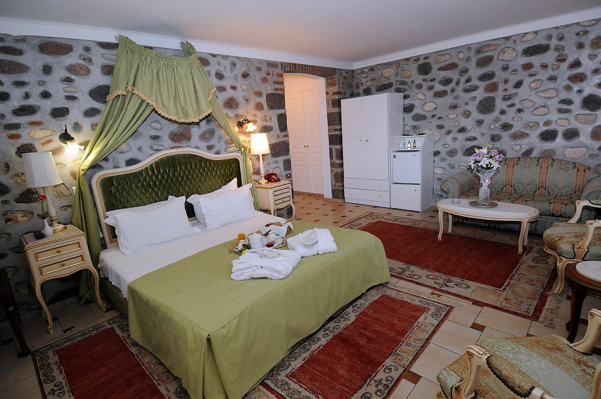 Pyrgos Of Mytilene Hotel Екстериор снимка