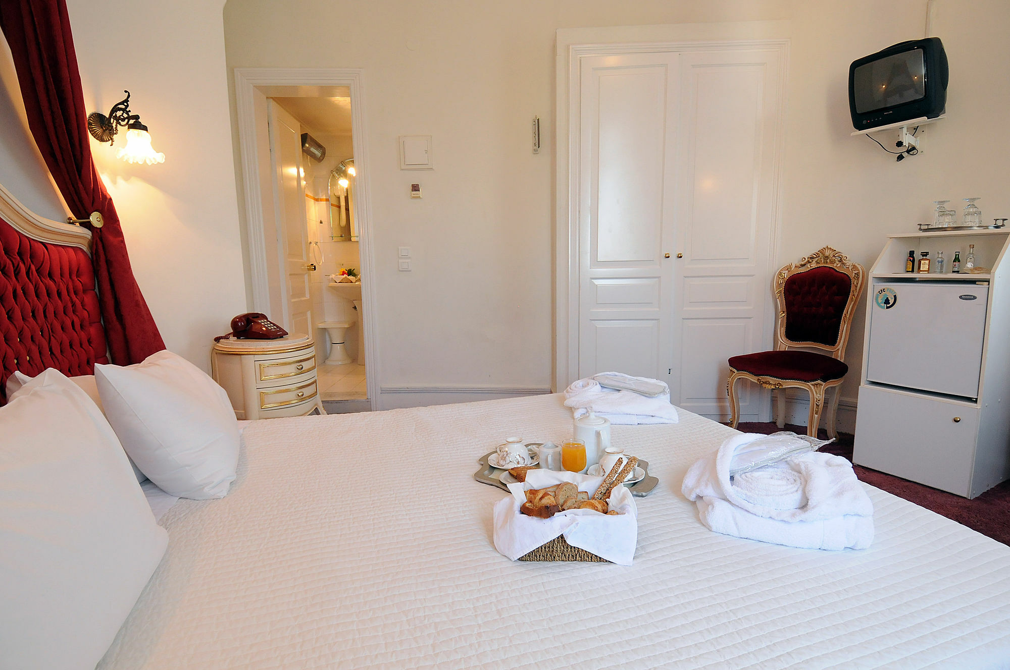 Pyrgos Of Mytilene Hotel Екстериор снимка